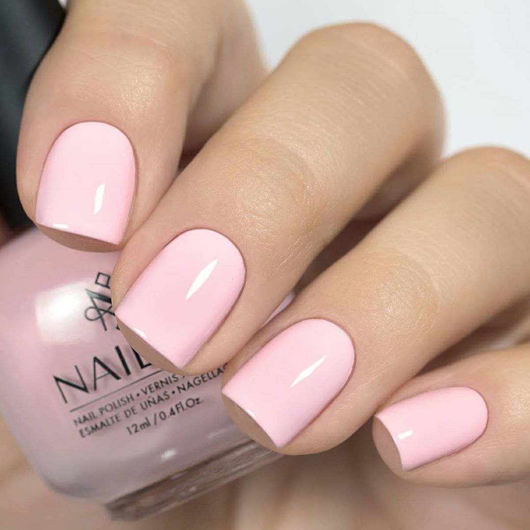 Купить розовый и нежно-розовый лак для ногтей в Москве в официальном интернет-магазине NailGoods